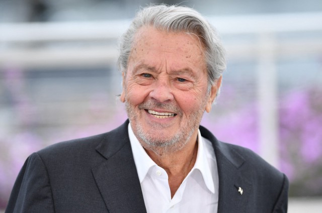 „Învierea“ lui Alain Delon. La 85 de ani, marele actor revine pe micile ecrane