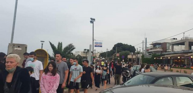 Românii au dat IAMA în GRECIA, odată cu DESCHIDEREA sezonului ESTIVAL! Video