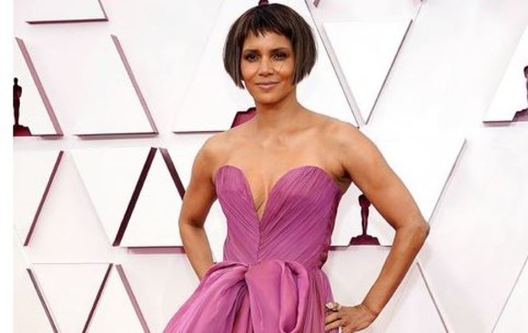 Adevărul despre coafura controversată pe care Halle Berry a afișat-o la Premiile Oscar