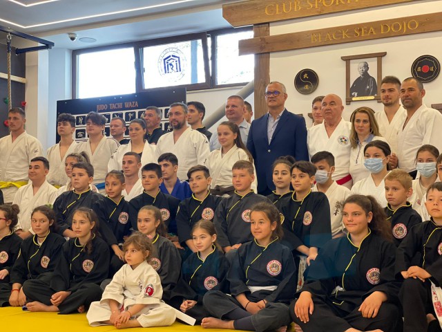George Teșeleanu a INAUGURAT o SALĂ de JUDO, în Mamaia. VIDEO!