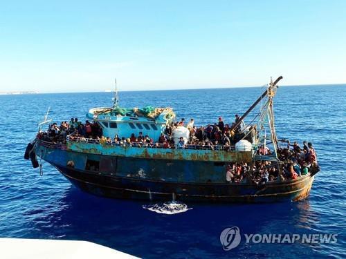 Alţi peste 600 de migranţi au ajuns în timpul nopţii pe insula italiană Lampedusa