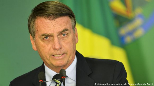 Brazilia: Bolsonaro insinuează că China a creat pandemia pentru a duce un „război chimic“
