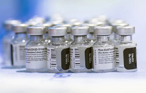 EMA aprobă stocarea vaccinului Pfizer/BioNTech la temperatura frigiderului timp de o lună