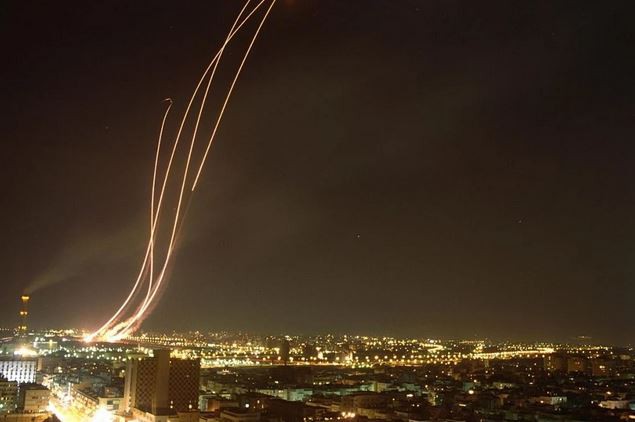 Război în toată regula în Israel. Au fost lansate zeci de rachete