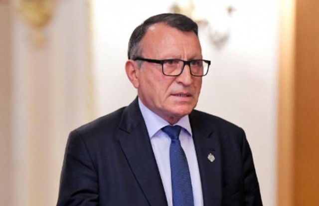 Paul Stănescu: Premierul Cîţu s-a specializat să vândă iluzii despre campania de vaccinare şi revenirea la normalitate