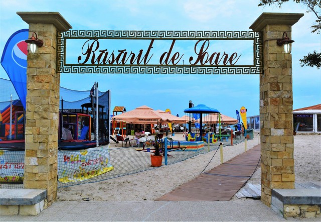 O TERASĂ din Mamaia se transformă în unitate de CAZARE