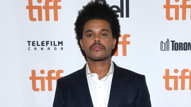 Primul loc în Billboard Hot 100, ocupat de The Weeknd şi Ariana Grande