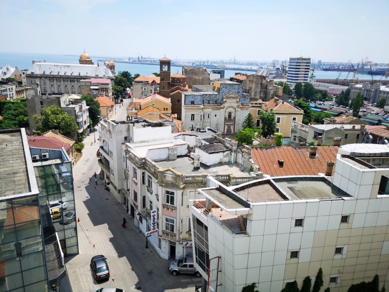 Primăria Constanța va achiziționa 400 de coșuri de gunoi care vor fi montate în zone cu afluență mare de public Primăria Constanța va achiziționa 400 de coșuri de gunoi care vor fi montate în zone cu afluență mare de public