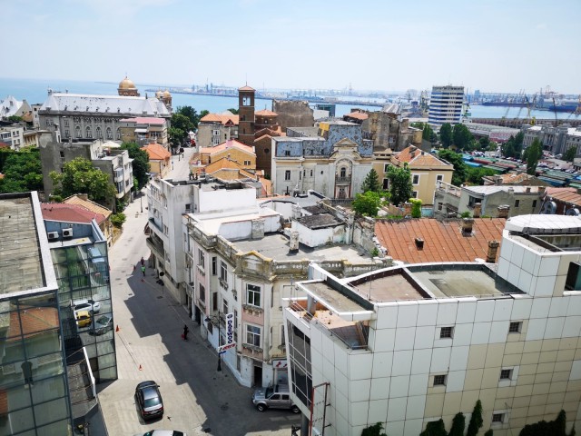 Primăria Constanța va achiziționa 400 de coșuri de gunoi care vor fi montate în zone cu afluență mare de public