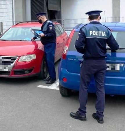 POLIŢIŞTII acţionează pentru combaterea FURTURILOR din autoturisme