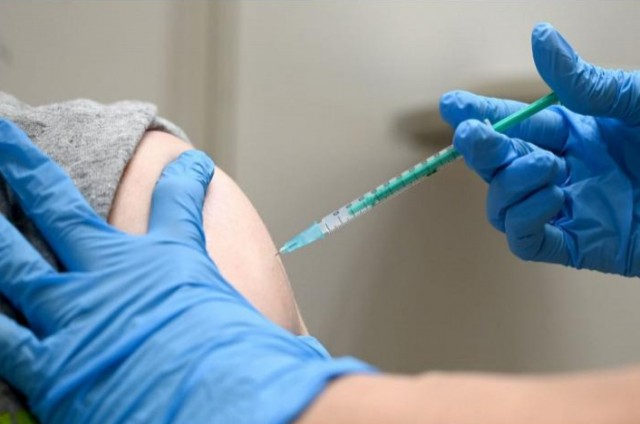Peste 40.000 de adolescenţi de 16 şi 17 ani din Polonia s-au înregistrat pentru vaccinul anti-COVID-19