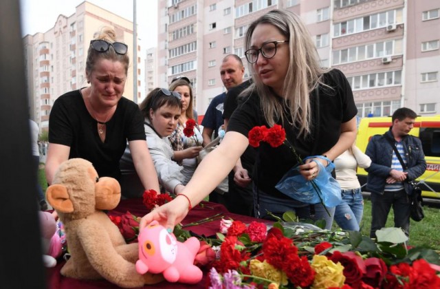 Rusia: Doliu în Tatarstan după un atac sângeros la o şcoală