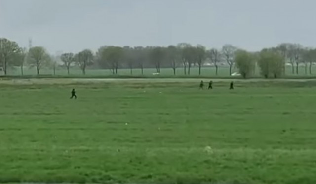 Arestări la Amsterdam după ce un vehicul care transporta aur și diamante a fost atacat. VIDEO