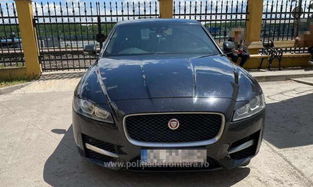 Autoturism furat din Marea Britanie, depistat de polițiștii de frontieră
