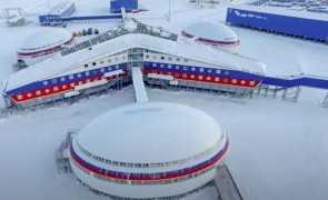 Rusia și-a prezentat noua bază militară Arctic Clover