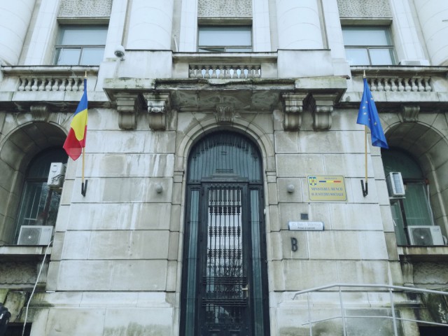 Ministerul Muncii: Posibilitatea cumpărării vechimii în muncă, prelungită până la sfârşitul anului 2024