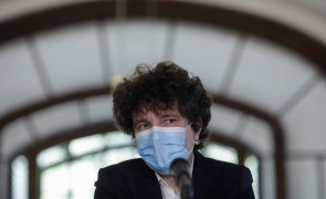 Nicușor Dan, ținta glumelor în mediul online. Fost primar: 'Eu spun să nu se tundă. Este singura dovadă că produce și capul lui ceva'