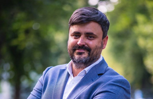 Un deputat USR a depus un proiect privind accesul liber pe terenurile de sport din incinta şcolilor