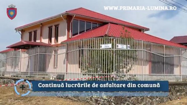 Video! Continuă lucrările de asfaltare din comuna Lumina