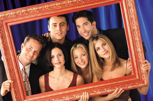 Jennifer Aniston şi David Schwimmer din serialul „Friends“ au fost aproape de a forma un cuplu în realitate