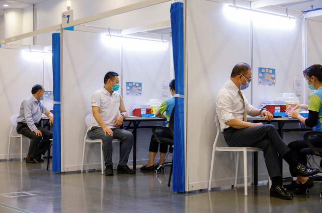 Hong Kong: Rezidenţii vaccinaţi au şansa de a câştiga la loterie o garsonieră de peste 1 milion de euro