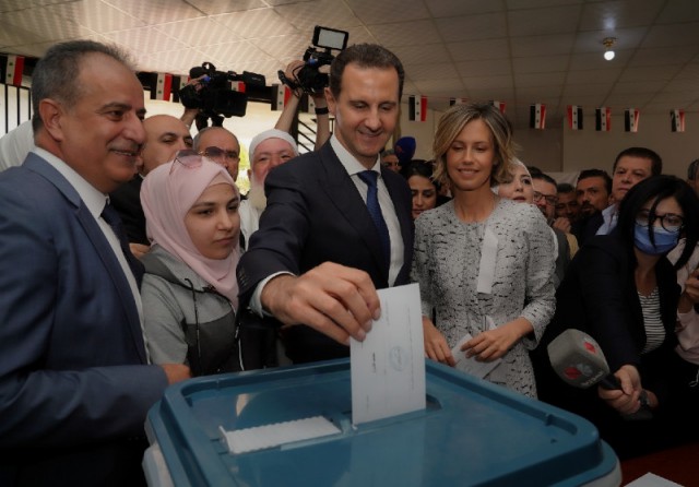 Siria: Preşedintele Bashar al-Assad a fost reales pentru şapte ani cu 95.1% din voturi