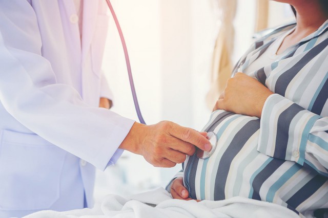 Studiu: Anestezia epidurală nu este corelată cu riscul de autism