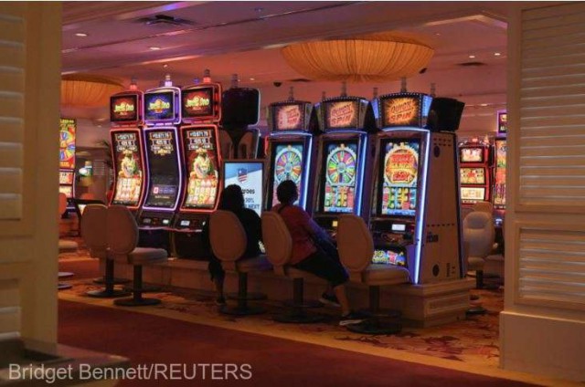 O călugăriţă recunoaşte că a cheltuit banii unei şcoli catolice în cazinouri