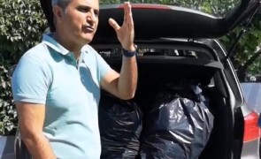 Robert Turcescu ÎȘI ARUNCĂ gunoiul la Primăria Sectorului 1: Doamna Clotilde Armand, au apărut viermii! Robert Turcescu ÎȘI ARUNCĂ gunoiul la Primăria Sectorului 1: Doamna Clotilde Armand, au apărut viermii!