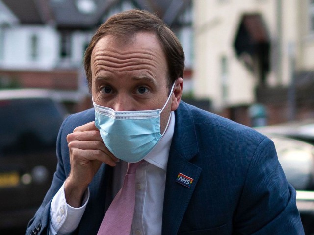 Coronavirus: Varianta Delta este cu 40% mai transmisibilă, afirmă ministrul britanic al Sănătăţii