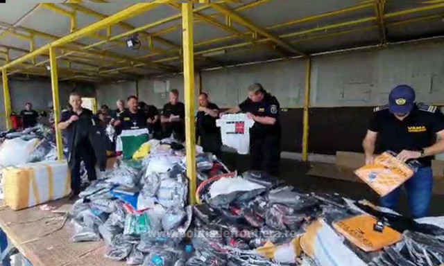 HAINE de 'FIRMĂ' în valoare de 1 MILION de EURO, CONFISCATE de poliţişti! Video