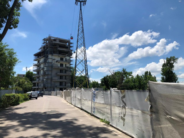 Se CONSTRUIEȘTE în DRACI în Mamaia