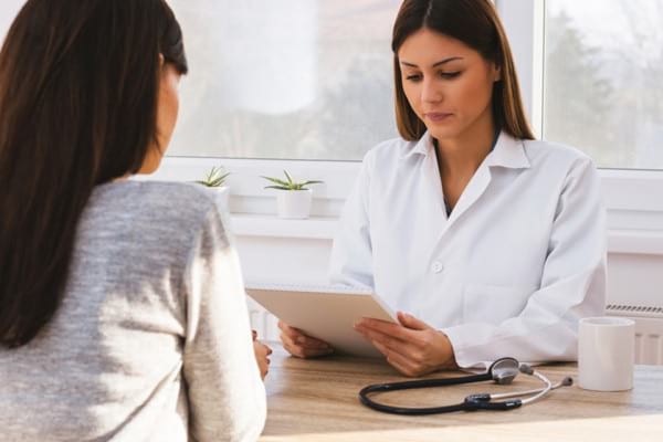 Ai dureri vaginale? Care ar putea fi cauzele și cum influențează menopauza sănătatea vaginului