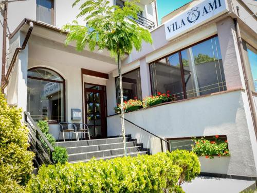 HOTEL de TREI STELE din CONSTANȚA, scos la VÂNZARE cu peste 1.400.000 de EURO