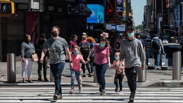 Coronavirus: Statul New York a atins o rată de vaccinare de 70%. Multe restricţii, ridicate
