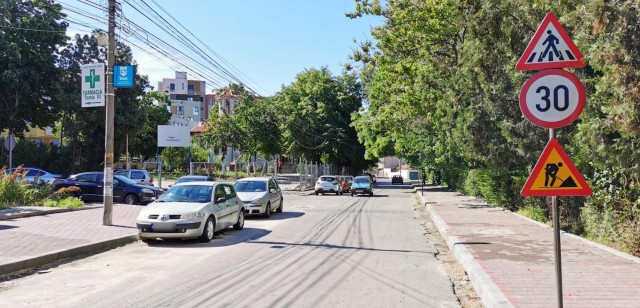 Atenție, șoferi! Se reabilitează carosabilul pe strada Unirii