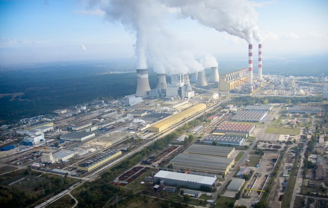 Ponderea combustibililor fosili în mixul energetic mondial nu s-a schimbat în ultimul deceniu