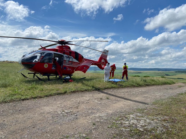 ACCIDENT RUTIER în zona TAȘAUL: A intervenit și ELICOPTERUL SMURD