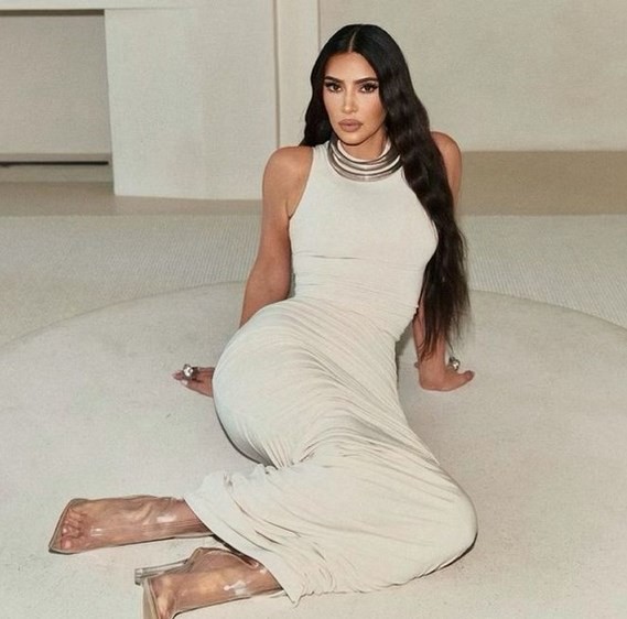 Ce îi transmite Kim Kardashian lui Kanye West după ce s-a aflat că are o relaţie cu Irina Shayk