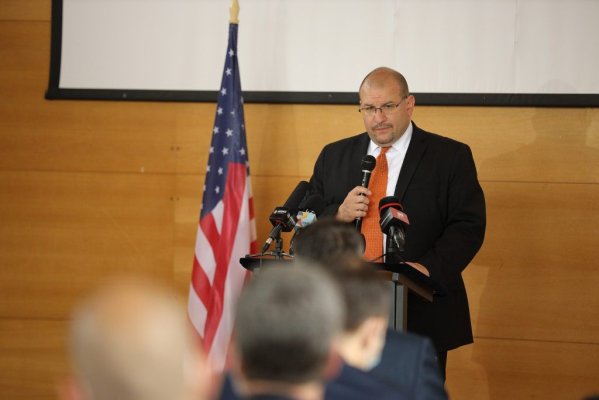 David Muniz, Ambasada SUA: Suntem mândri că am ajutat România să promoveze statul de drept