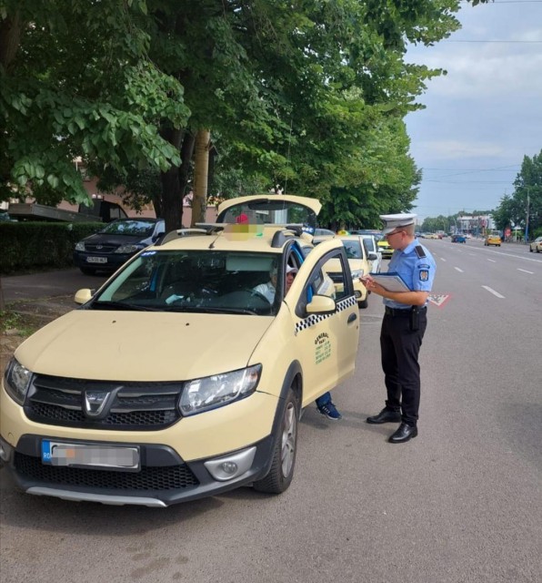 TAXIMETRIŞTII constănţeni, LUAŢI la PURICAT de POLIŢIA LOCALĂ