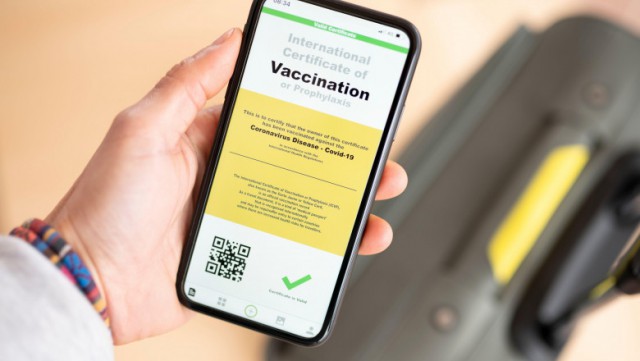Coronavirus - Franţa: Un salariat va putea fi concediat dacă nu prezintă un permis sanitar