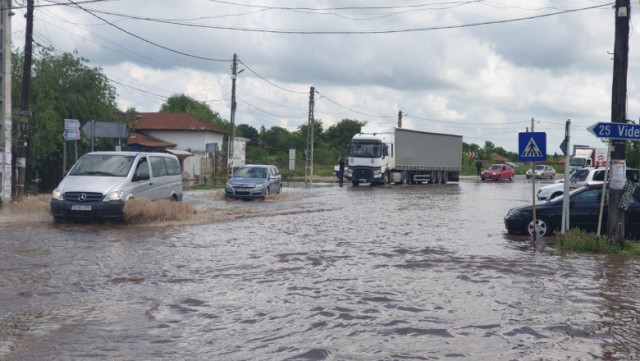 Cîţu: Guvernul va aloca peste 155 de milioane de lei pentru refacerea infrastructurii afectate de inundații