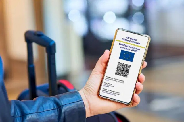 Certificatul digital european COVID-19 intră oficial în vigoare în Uniunea Europeană