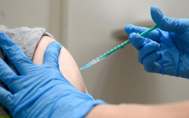 CNCAV: Clarificări privind vaccinarea populaţiei cu doza 3, suplimentară, şi doza de rapel - booster