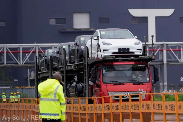 Livrările trimestriale ale Tesla au depăşit pentru prima dată pragul de 200.000 de unităţi