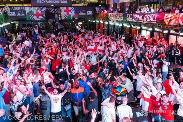 UEFA a amendat Anglia pentru incidentele produse de suporteri la meciul cu Danemarca