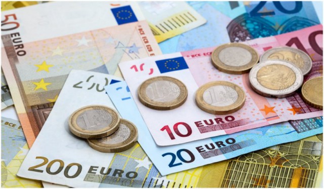 Eurostat: UE a înregistrat un excedent al balanţei comerciale de 7,9 miliarde de euro, în mai