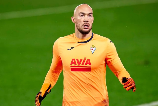 Fotbal: Sevilla a obţinut semnătura portarului sârb Marko Dmitrovic