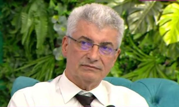 Fostul afacerist încasează lunar o sumă colosală de la stat